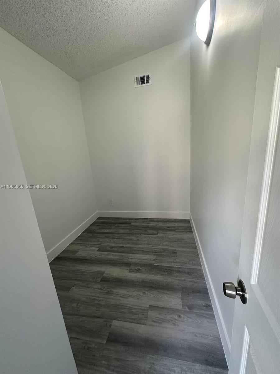 WATERSIDE TOWNHOMES SEC 2 - Residential