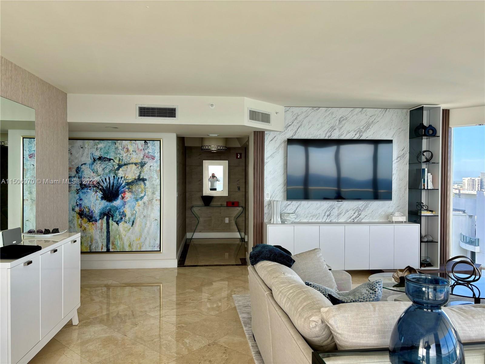 MILLENNIUM CONDO - Residential