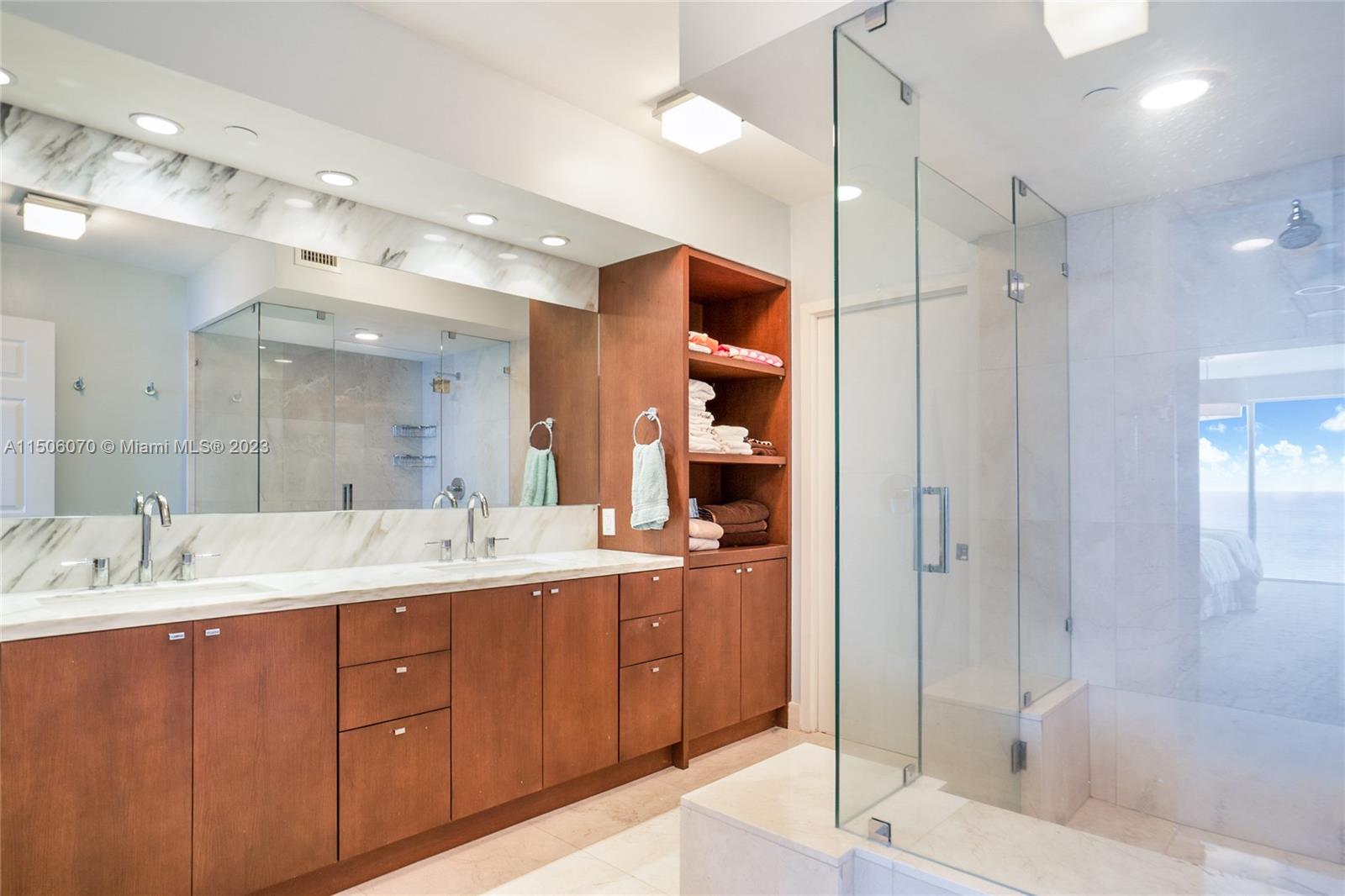 MILLENNIUM CONDO - Residential