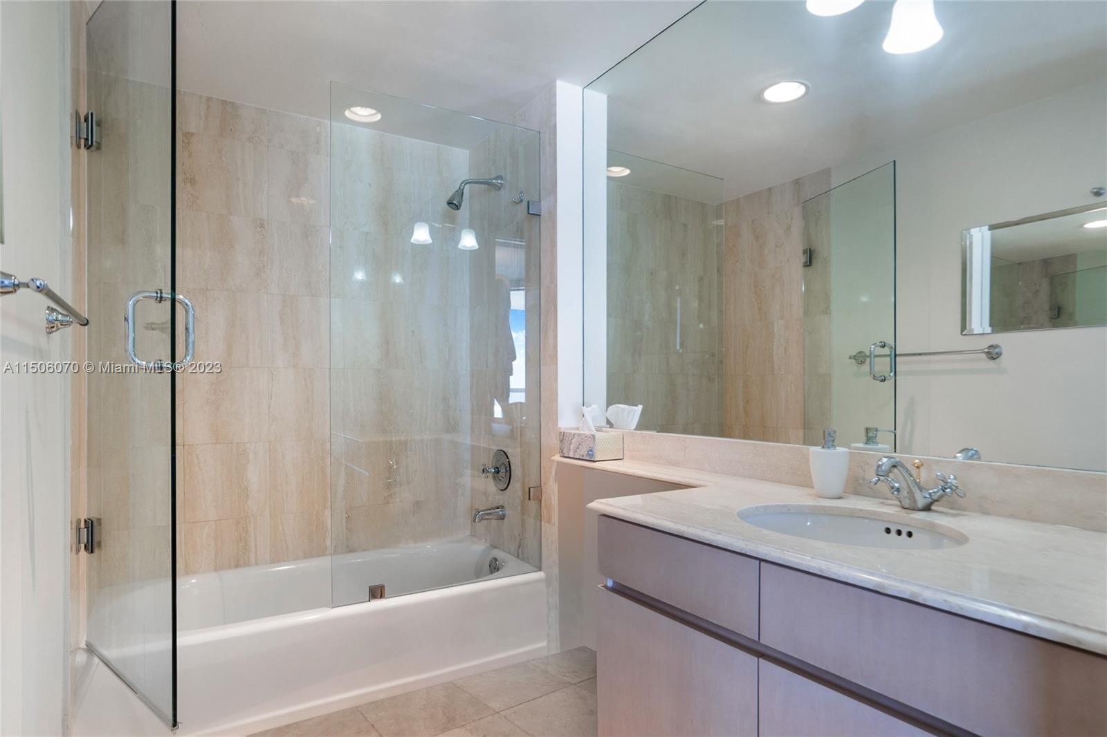 MILLENNIUM CONDO - Residential