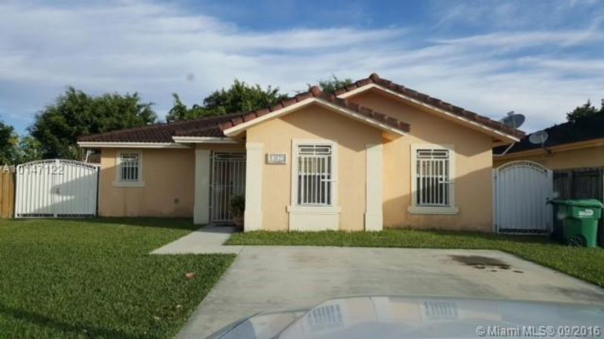 Excellent and spacious 3/2 single family home in Abel Homes at Cambridge Estates, perfect condition, featuring tile floors throughout. Near turnpike, Florida city outlet mall and the Florida Keys. Very nice, quiet and friendly neighborhood.