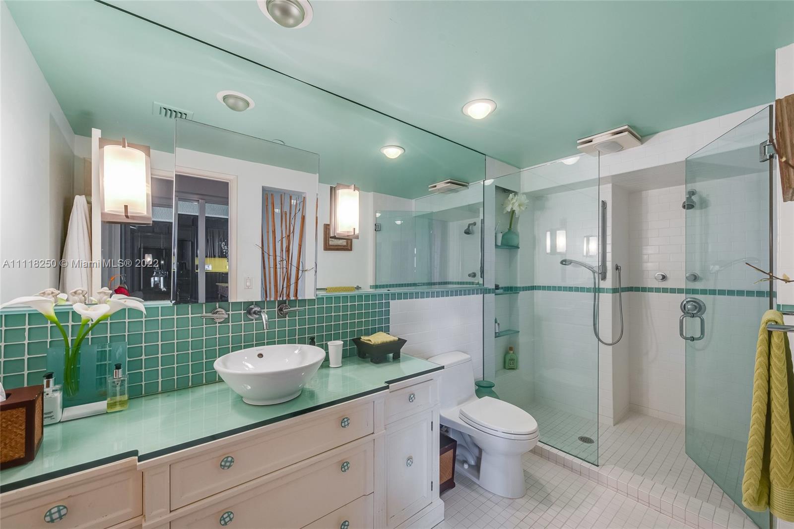 OCEAN TOWER TWO CONDO - Residential