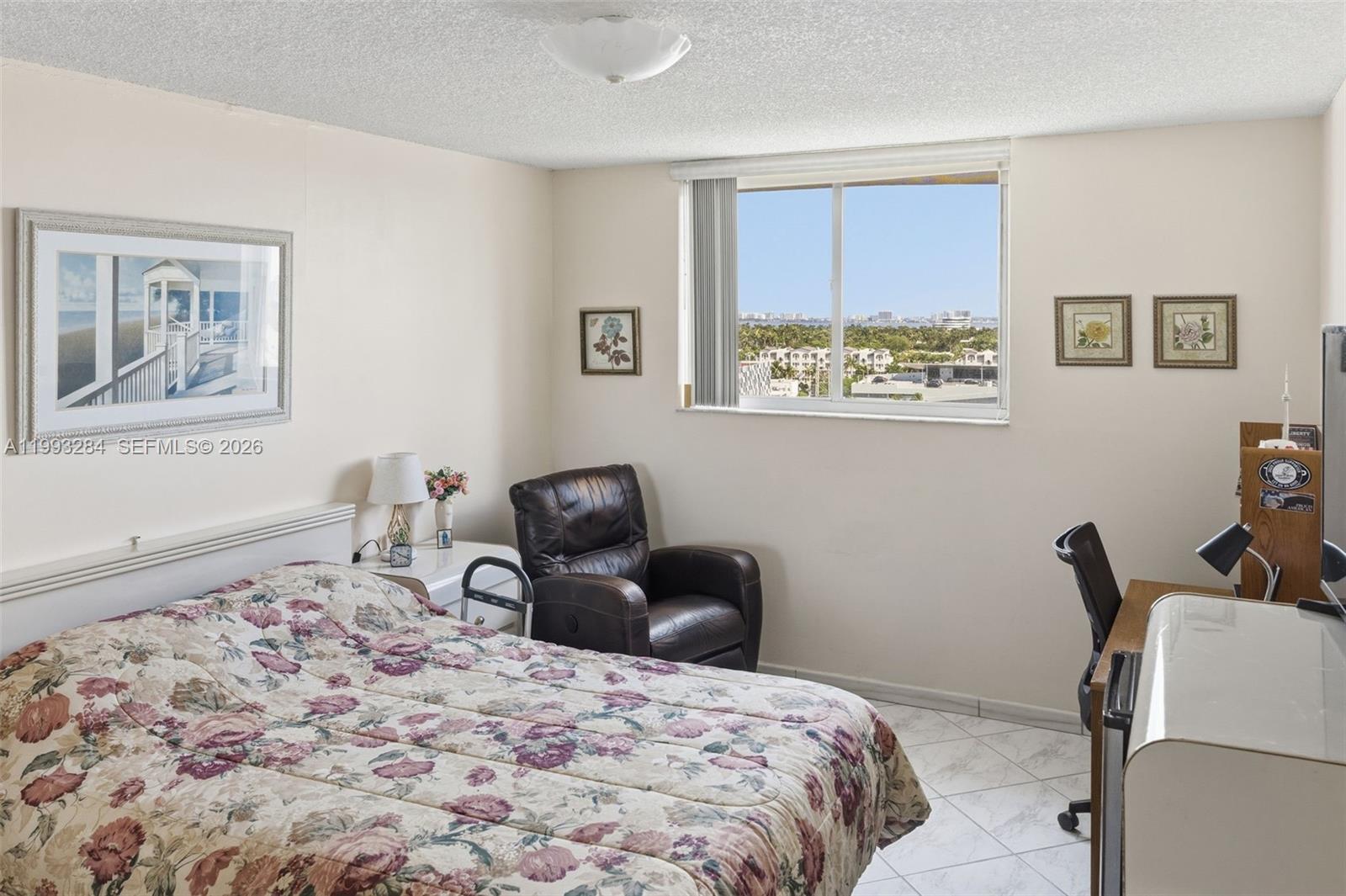 WEST BAY PLAZA CONDO - Residential