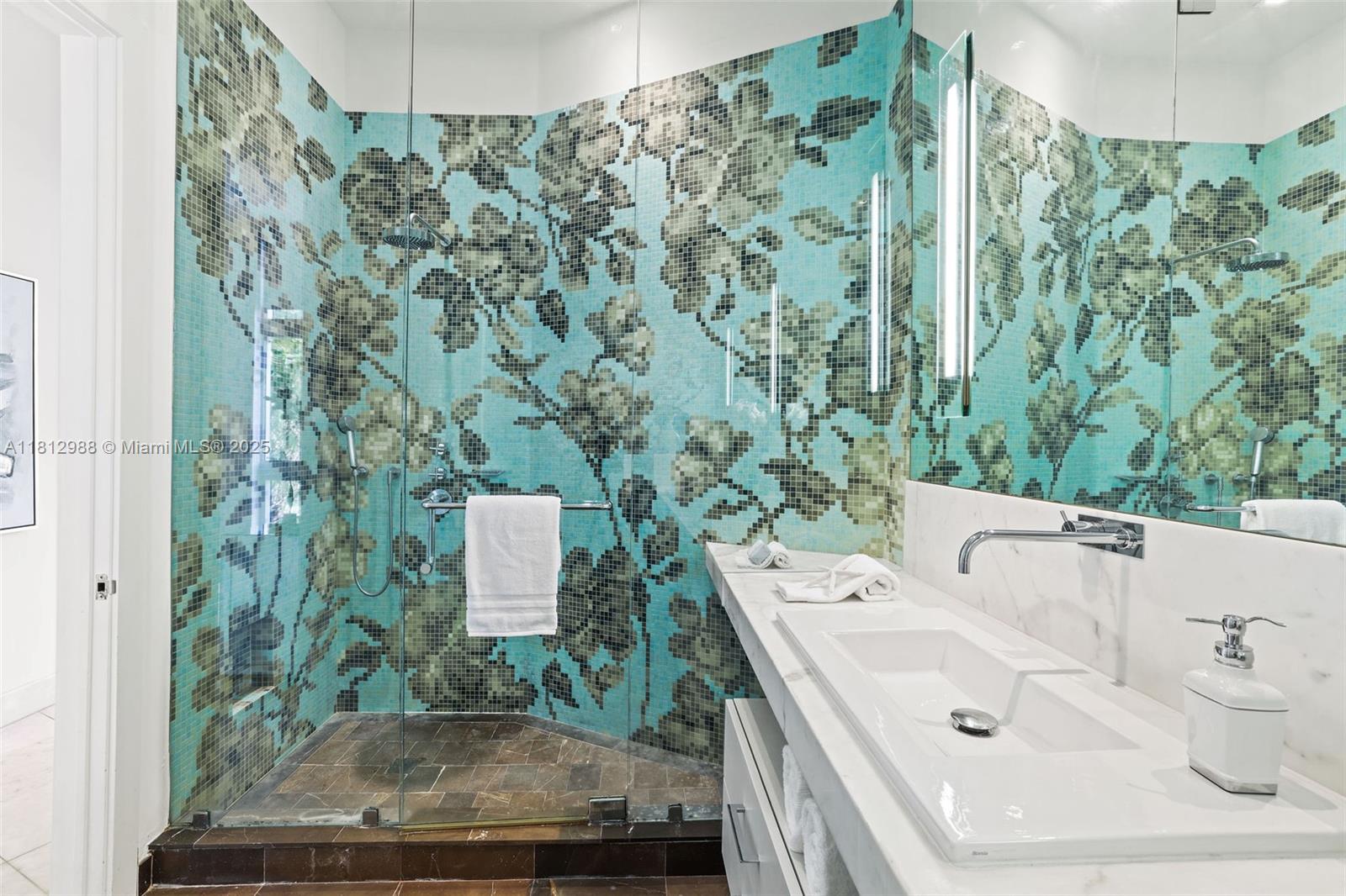 THE MERIDIAN CONDO - Residential Lease