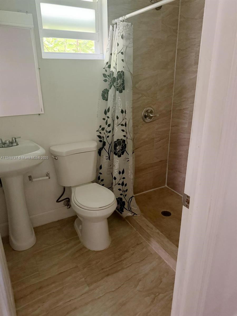 337 SW 10th Ave 3