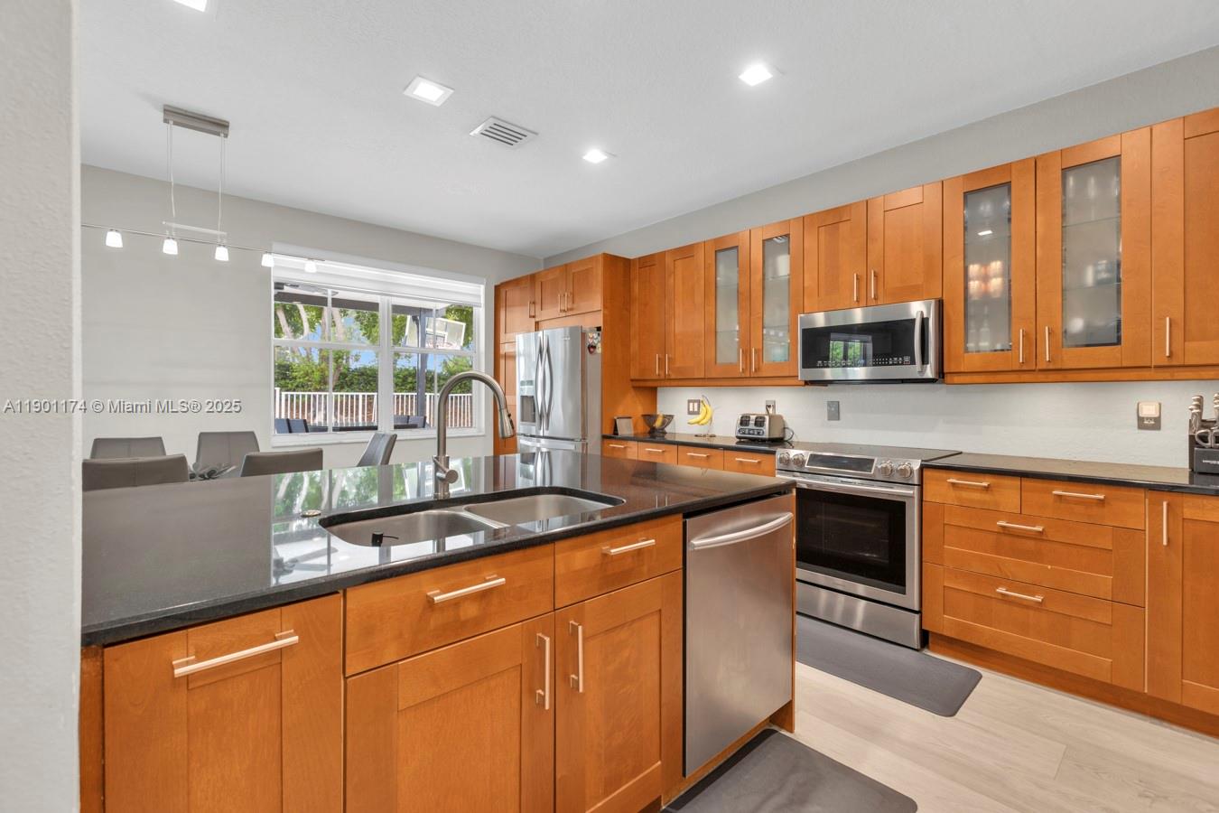 SECTOR 2-PARCELS 1 2 3 4 - Residential Lease