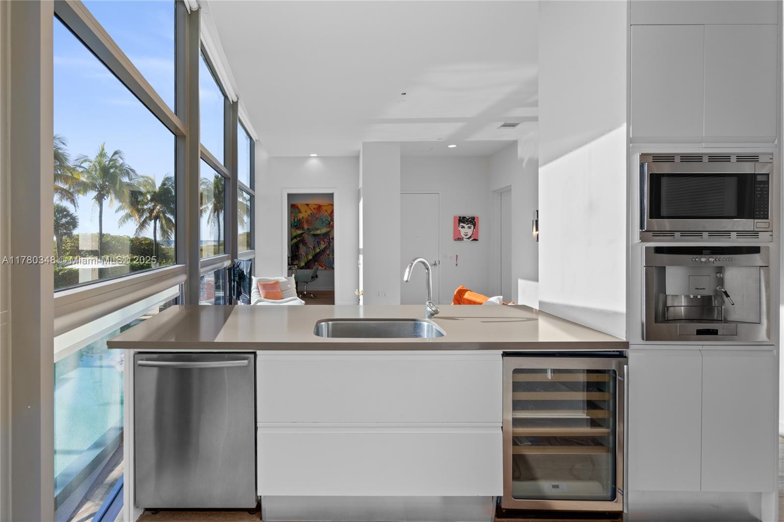 MEI CONDO - Residential