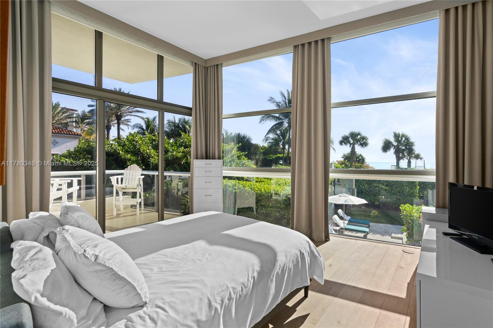 MEI CONDO - Residential