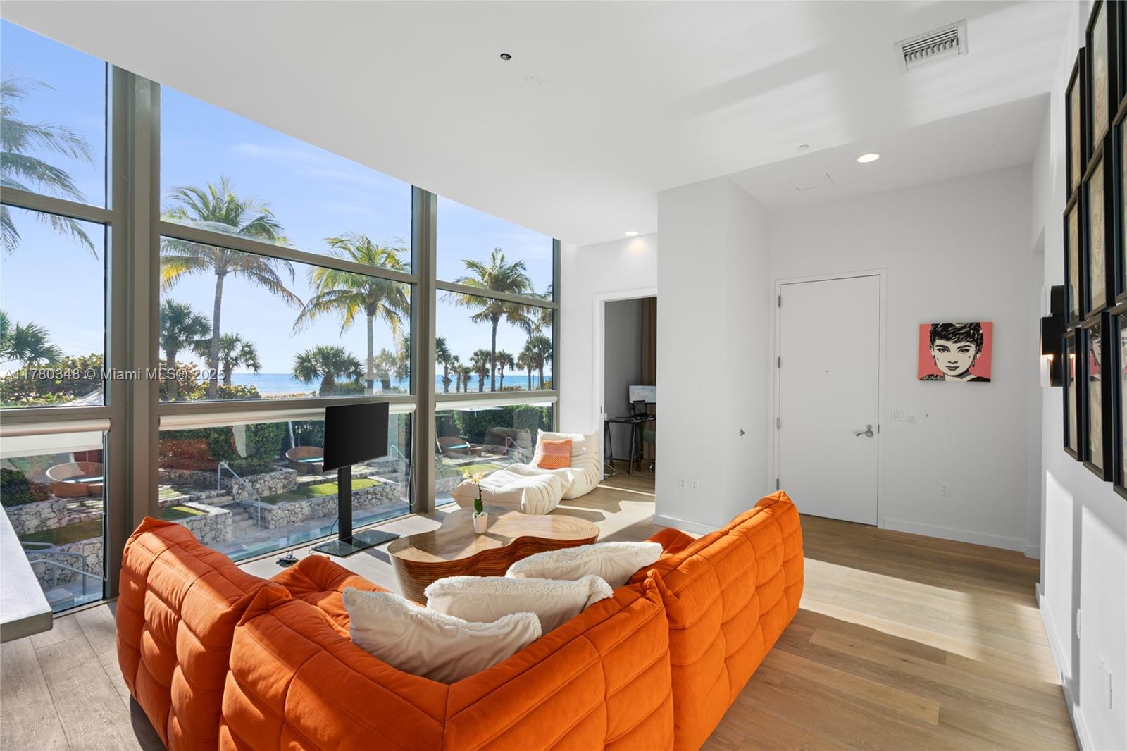 MEI CONDO - Residential