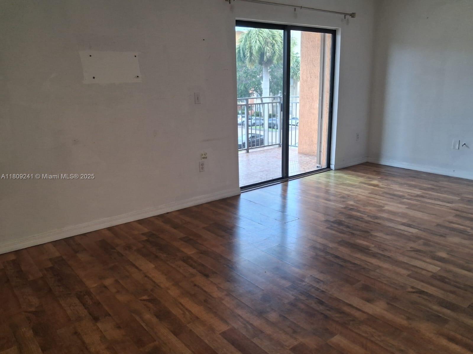 9340 Fontainebleau Blvd W314