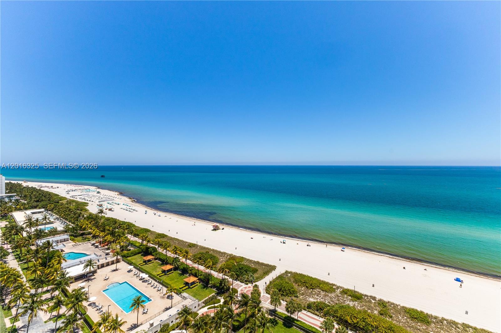 2555 Collins Ave 2205