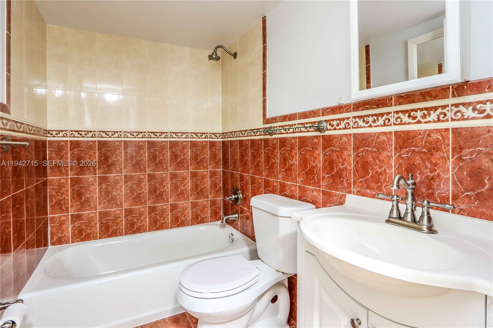 MADISON DOWNTOWN CONDO - Residential Lease