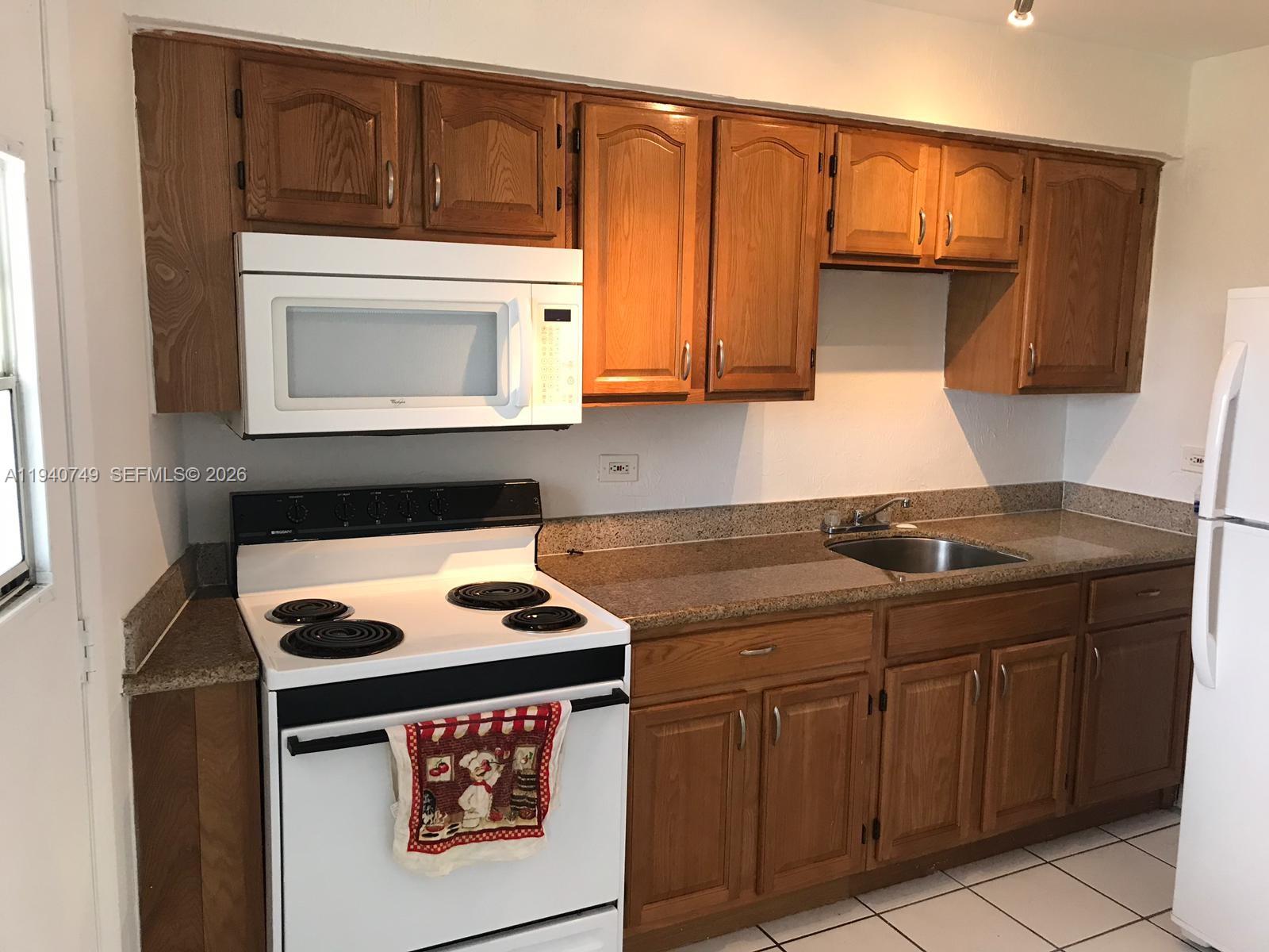 1610 RIVER PLACE CONDO - Residential Lease