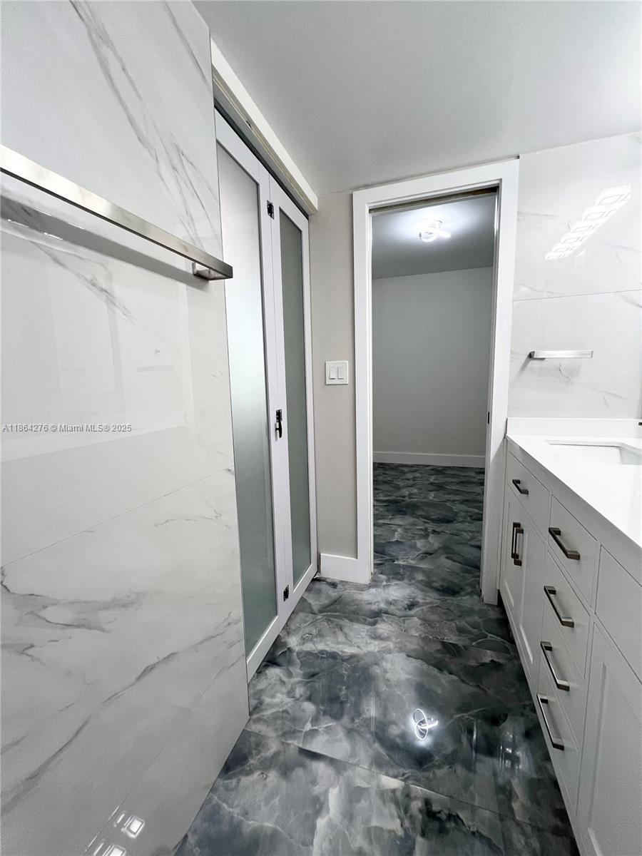 LAKES OF CARRIAGE HILLS - Residential