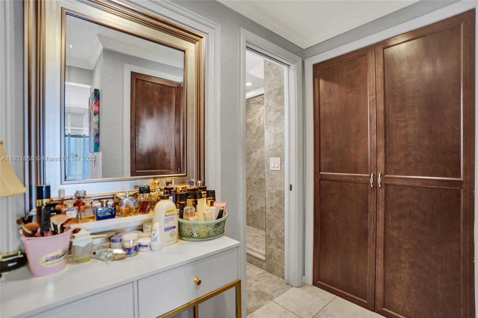 THIRD GULFSTREAM GARDEN - Residential Lease