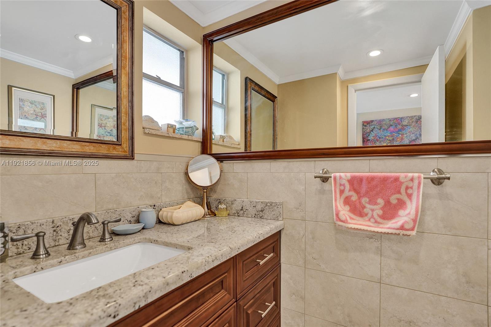 THIRD GULFSTREAM GARDEN - Residential Lease