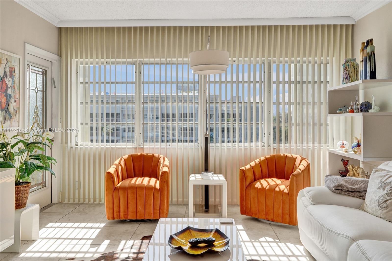 THIRD GULFSTREAM GARDEN - Residential Lease