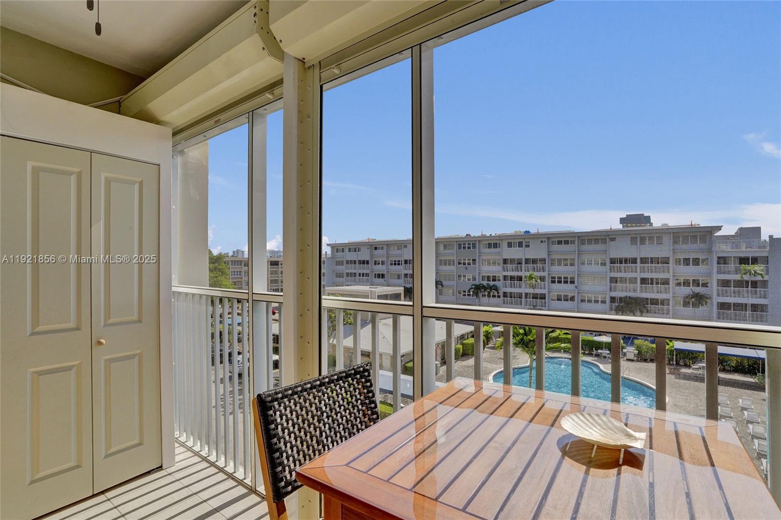 THIRD GULFSTREAM GARDEN - Residential Lease