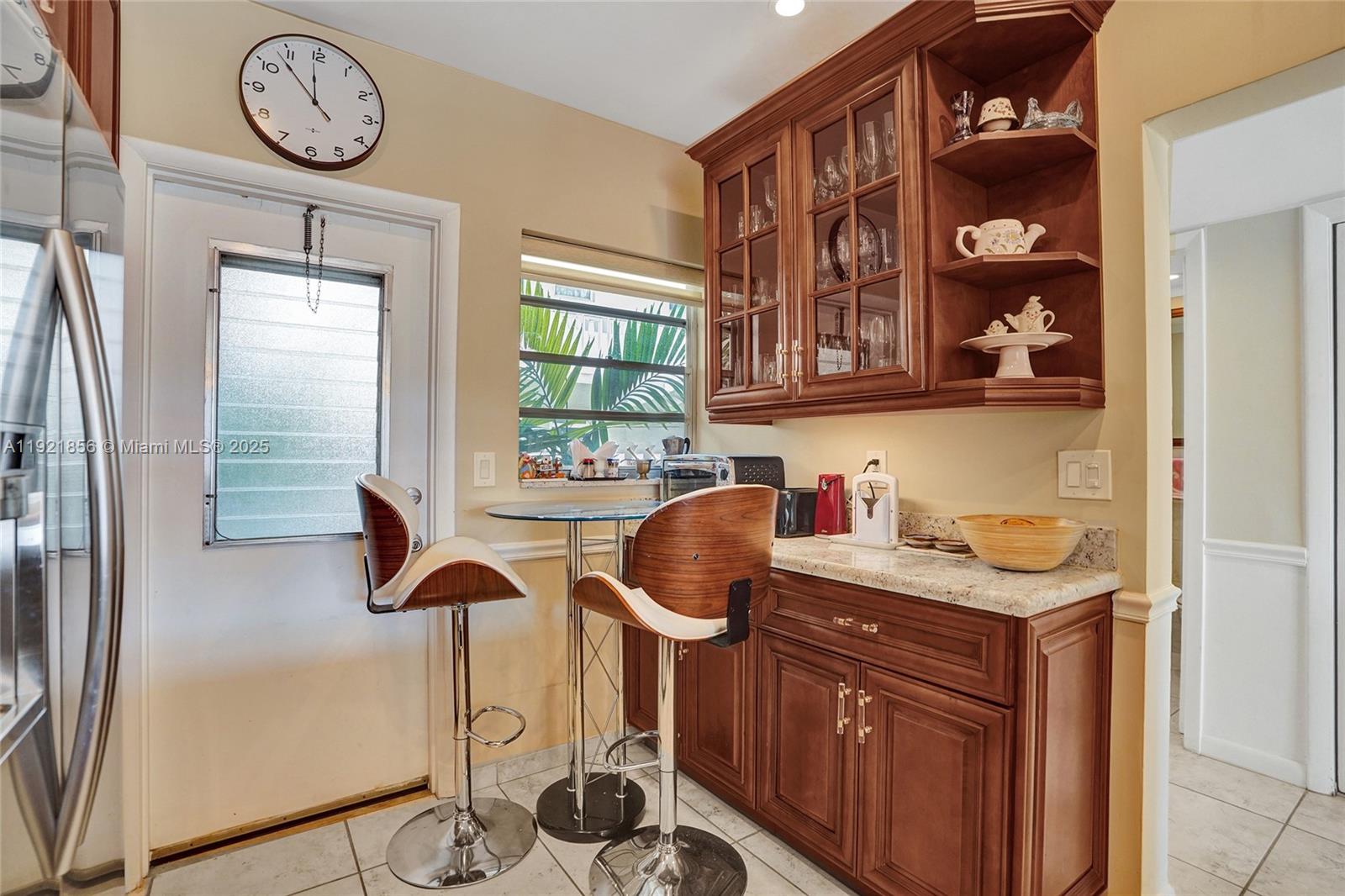 THIRD GULFSTREAM GARDEN - Residential Lease