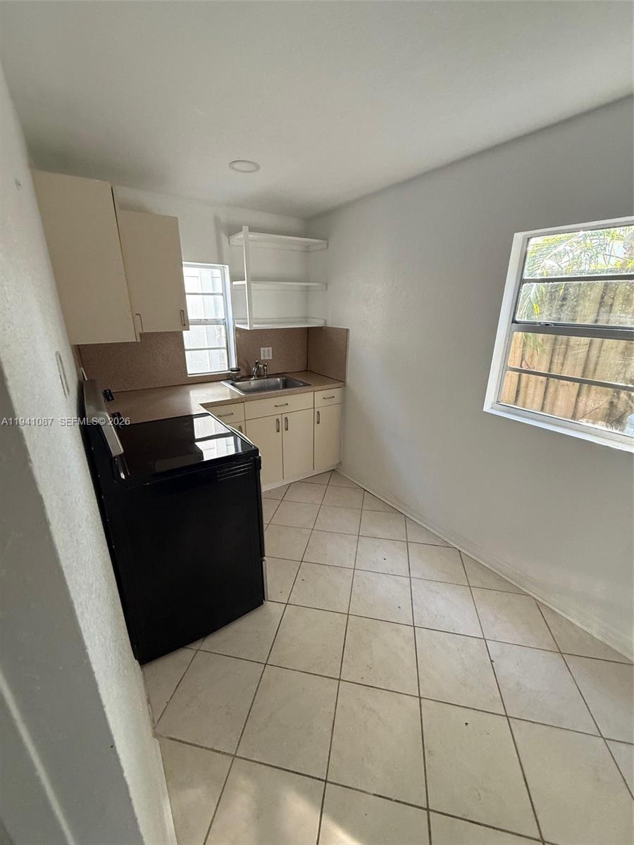 GORDONS ADD - Residential Lease