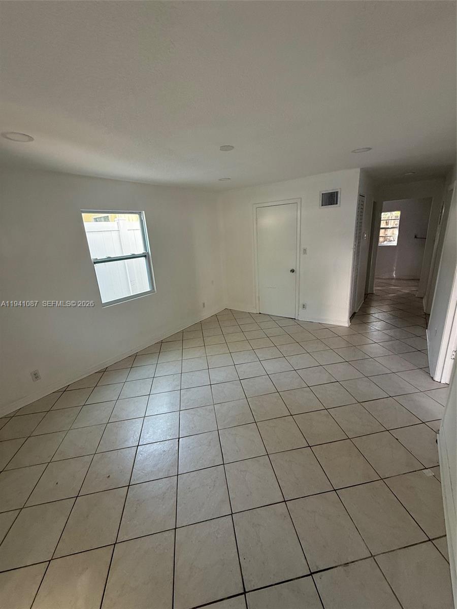 GORDONS ADD - Residential Lease