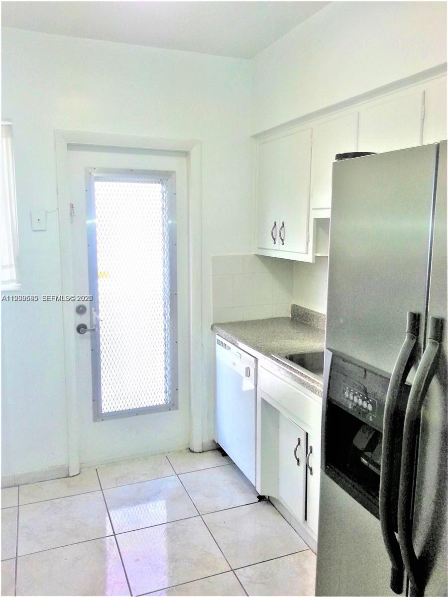 WOODLAKE APTS CONDO - Residential Lease