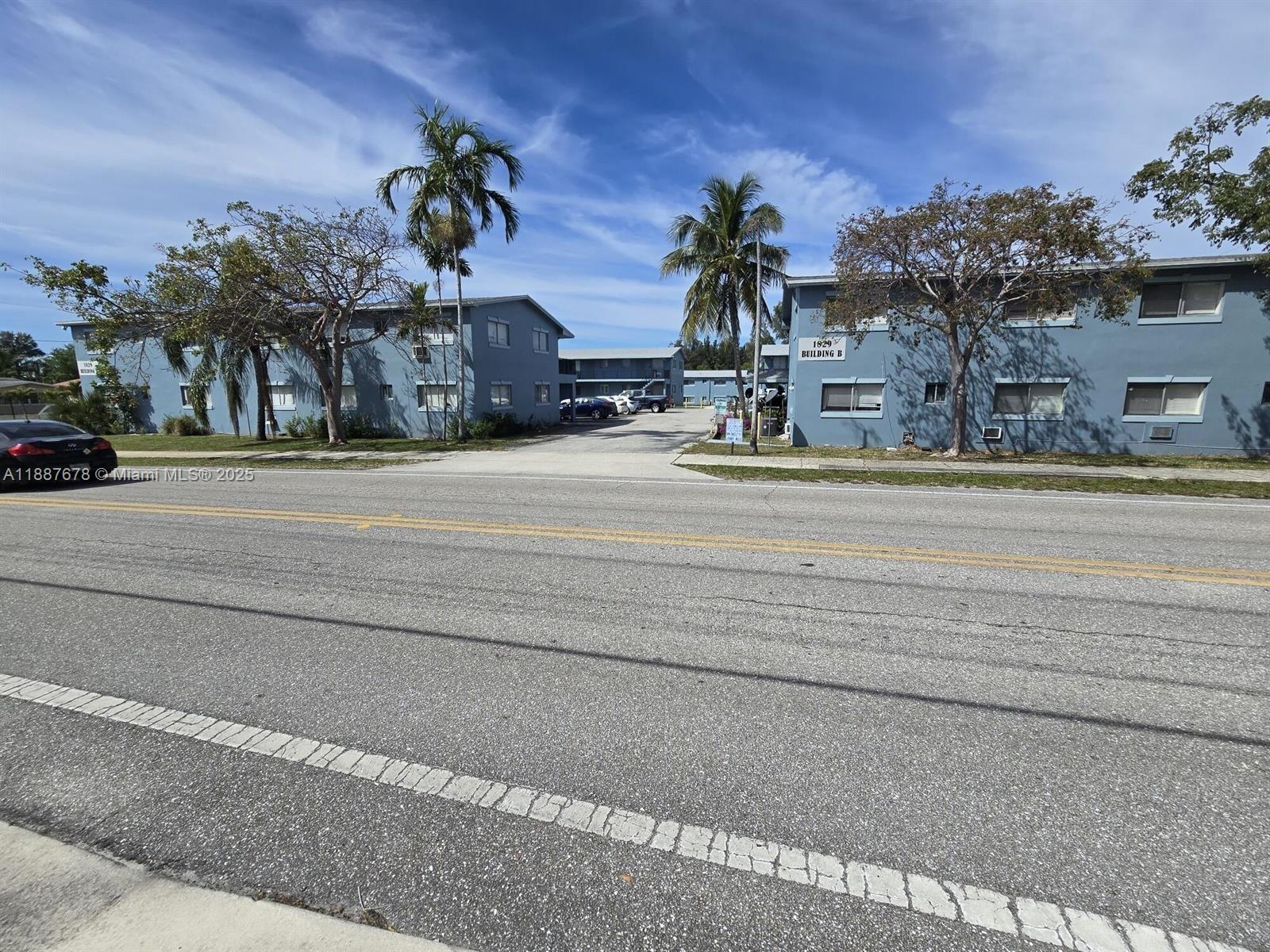 ENCLAVE AT CROWN PARK CON - Residential Lease