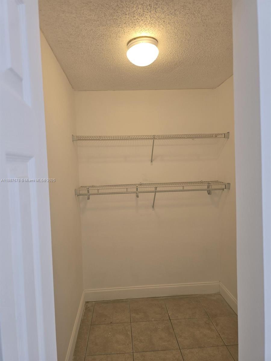 ENCLAVE AT CROWN PARK CON - Residential Lease