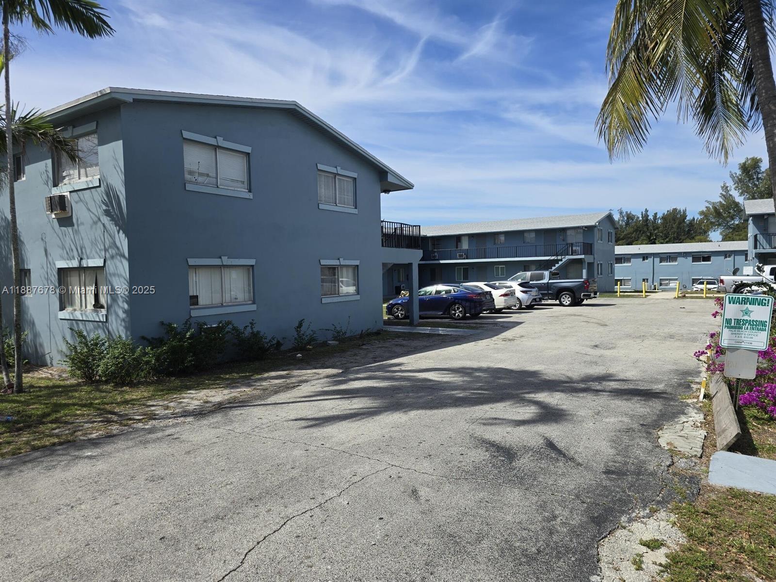 ENCLAVE AT CROWN PARK CON - Residential Lease