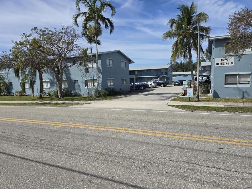 Charming 1-bedroom, 1-bath unit available for rent in Lake Worth. This apartment features a comfortable floor plan and excellent location close to dining, shopping, major highways, and the beach. Assigned parking included. Quick move-in available.