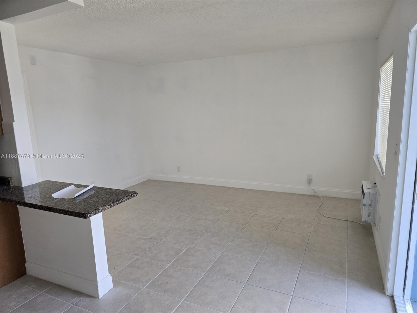 ENCLAVE AT CROWN PARK CON - Residential Lease