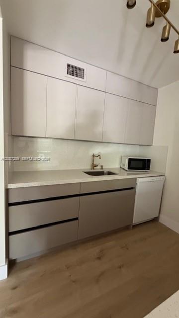 KINGSLEY AT CENTURY VILLA - Residential