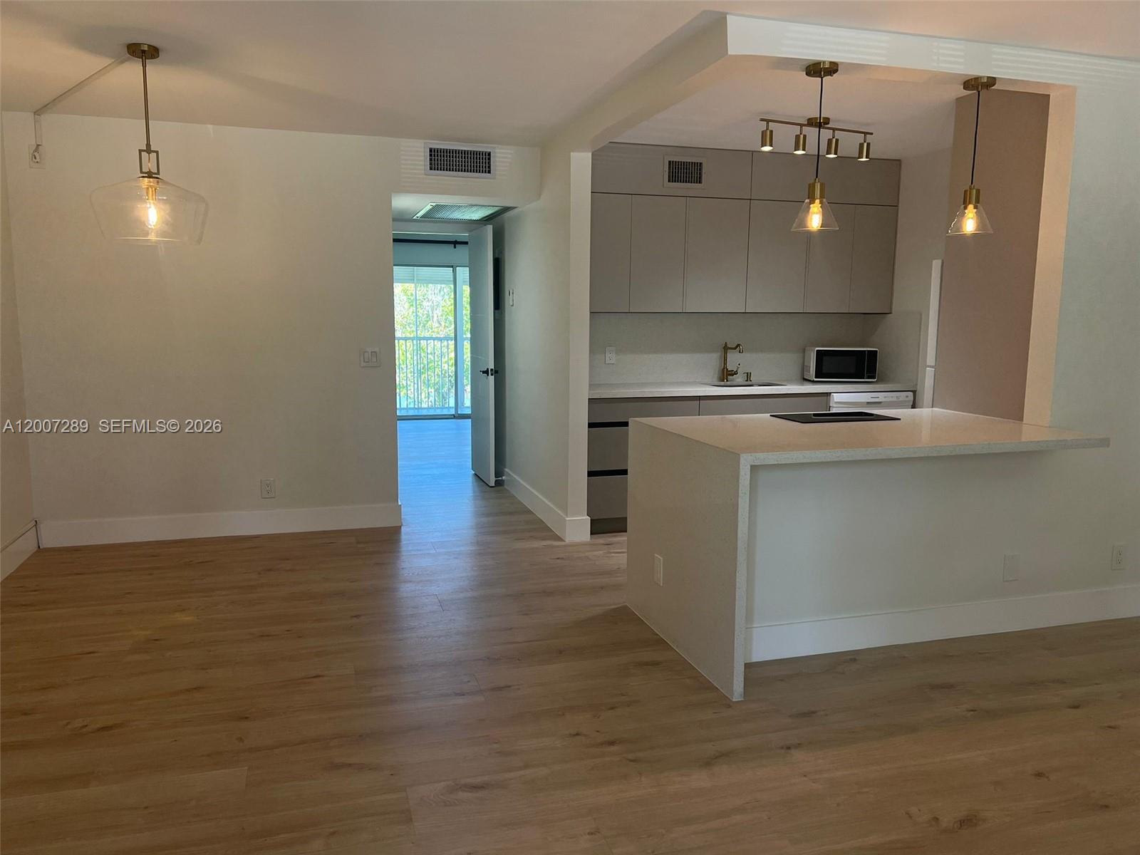 KINGSLEY AT CENTURY VILLA - Residential