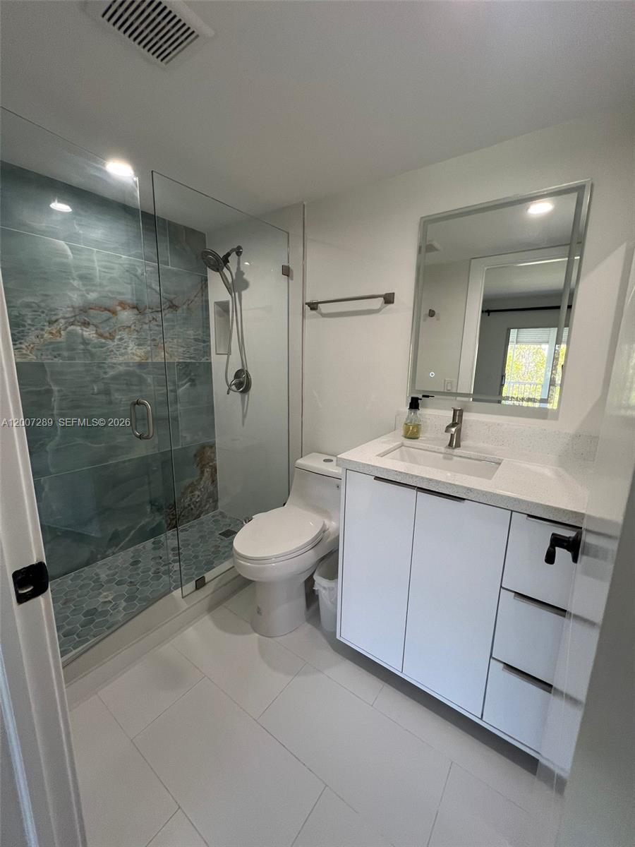 KINGSLEY AT CENTURY VILLA - Residential