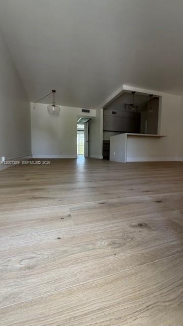 KINGSLEY AT CENTURY VILLA - Residential