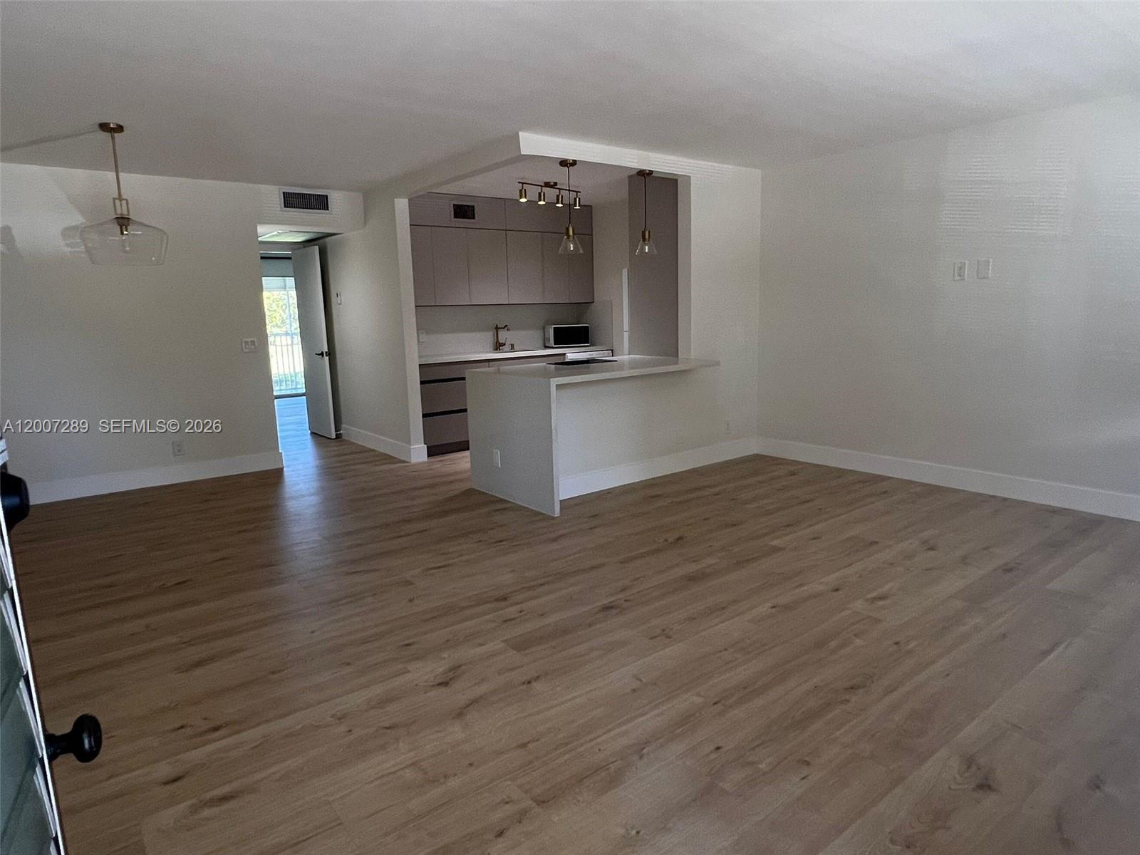 KINGSLEY AT CENTURY VILLA - Residential