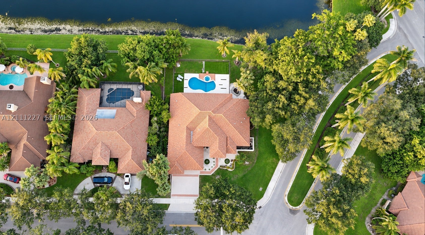1190 Manor Ct
