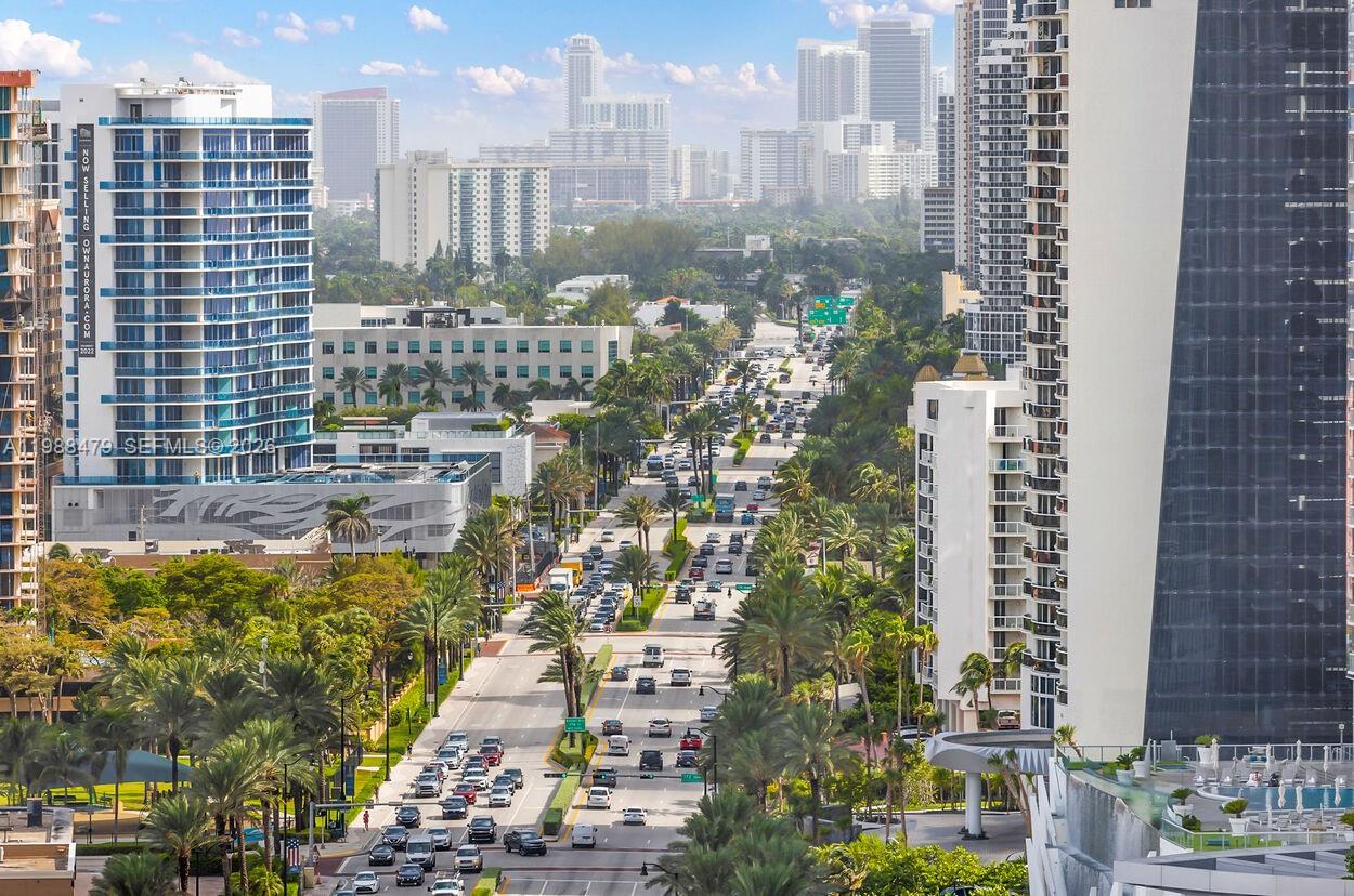 16699 Collins Ave 2007