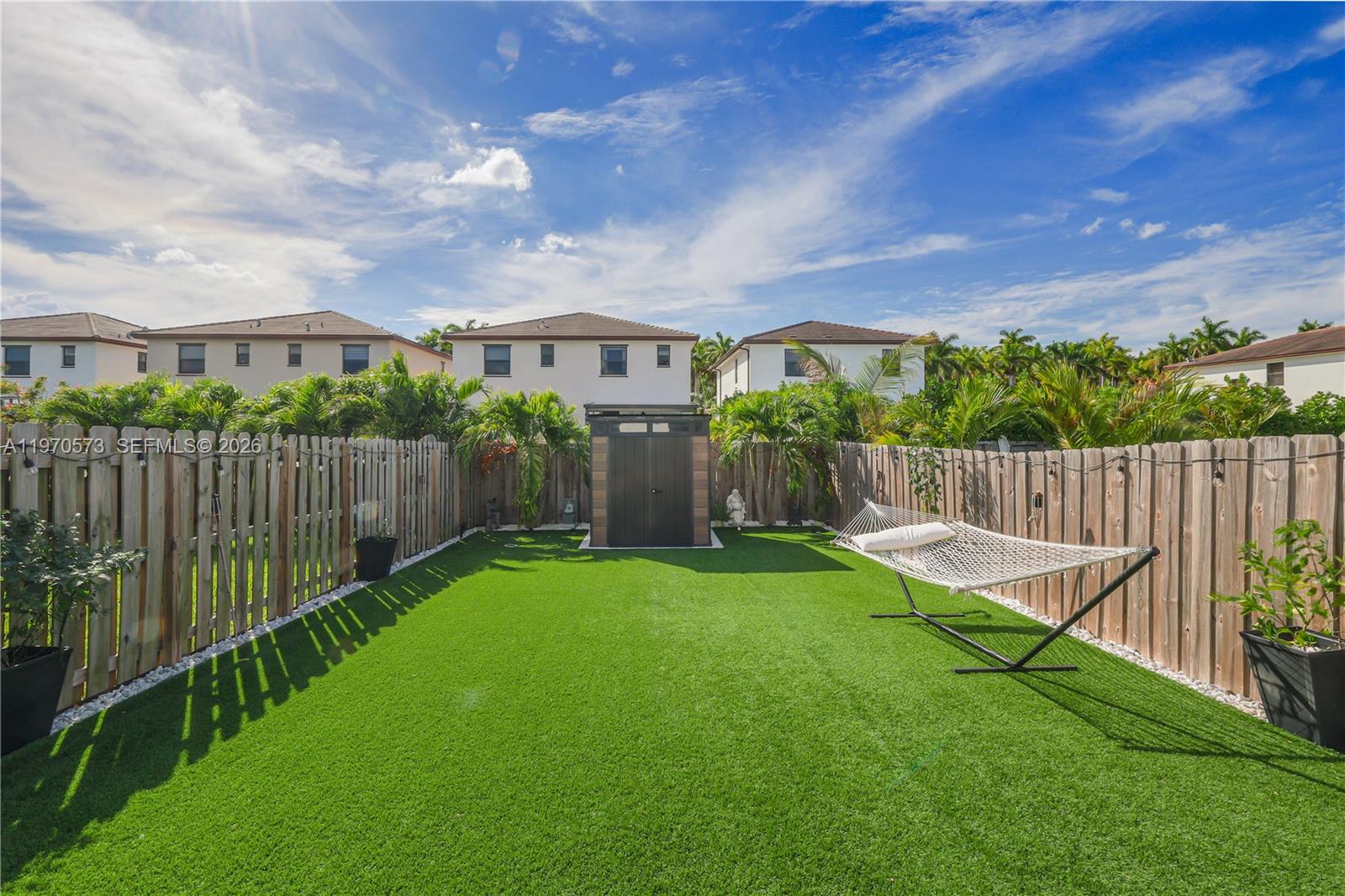 ALLAPATTAH GDNS - Residential