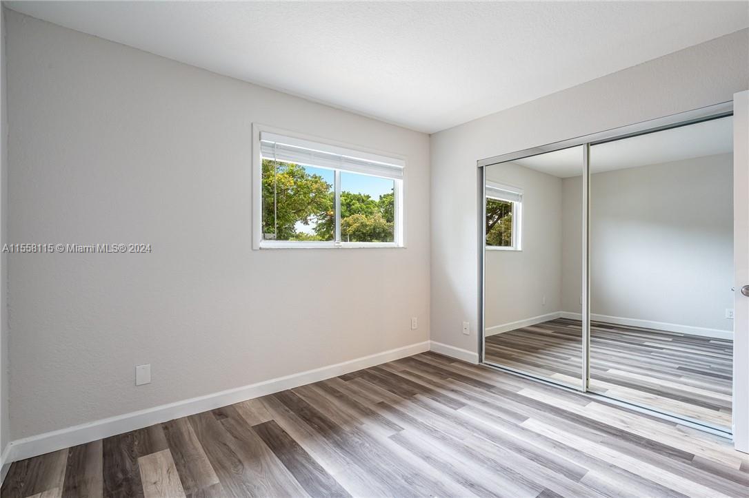 SUMMER LAKE - Residential Lease