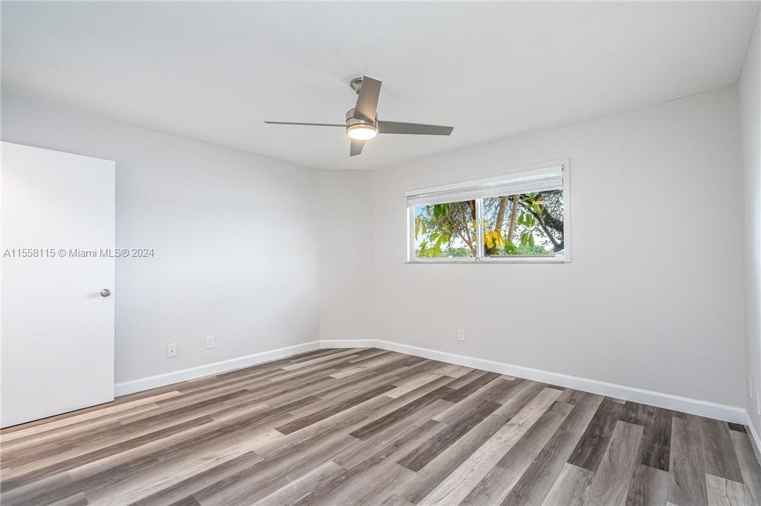 SUMMER LAKE - Residential Lease