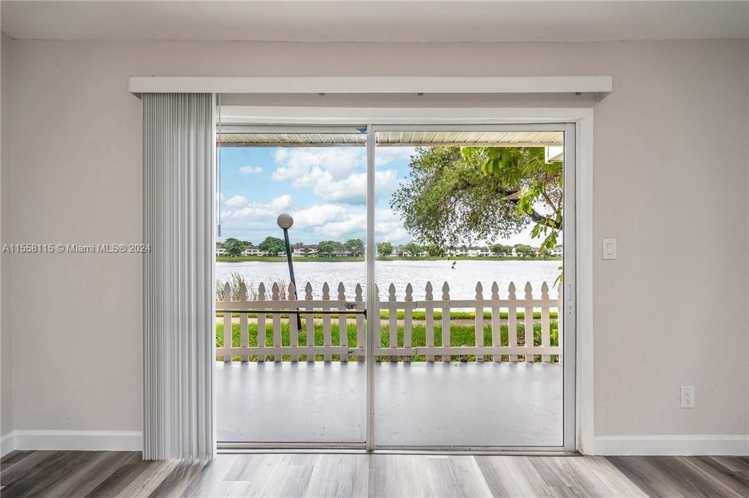 SUMMER LAKE - Residential Lease