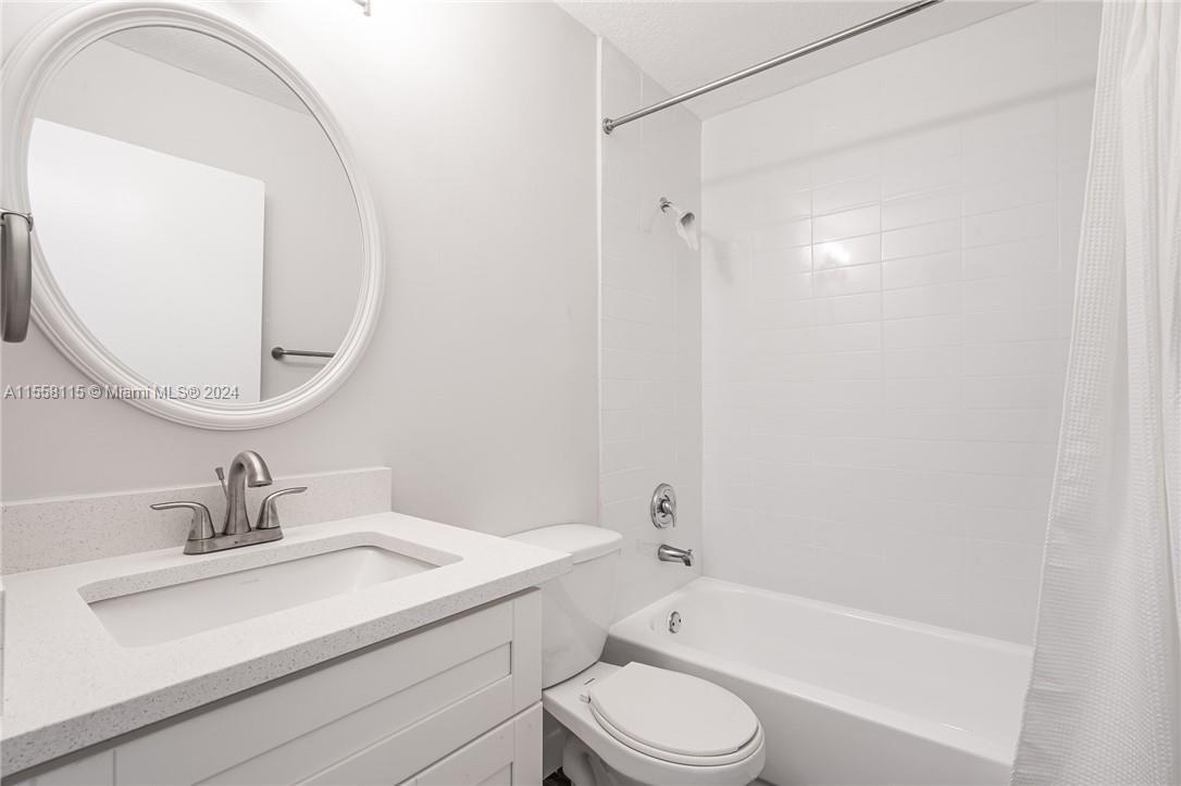 SUMMER LAKE - Residential Lease