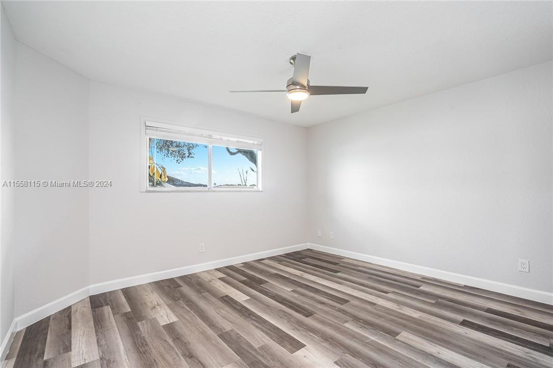 SUMMER LAKE - Residential Lease