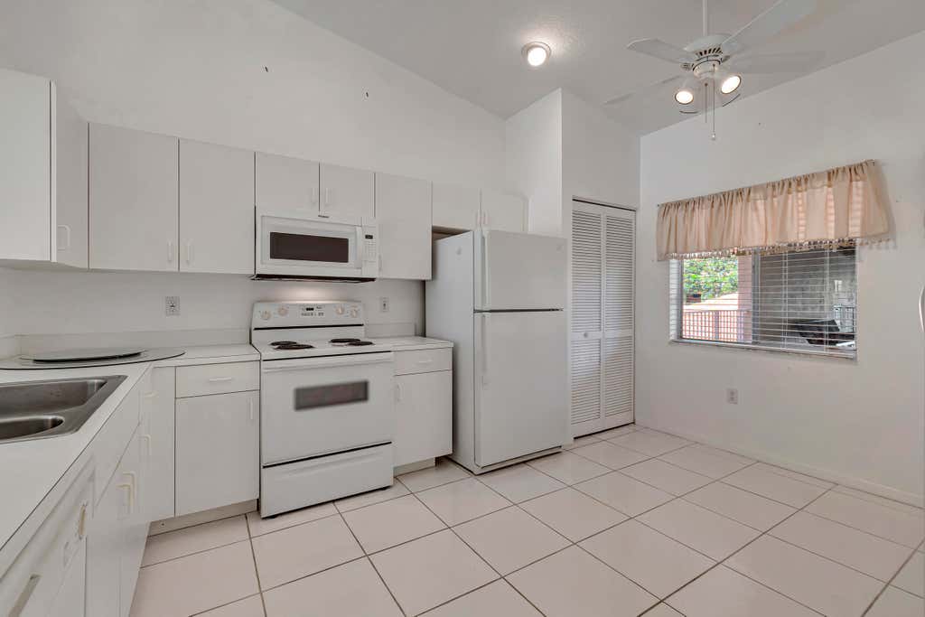 Photo of 5952 Regal Drive #204, Boynton Beach, FL 33437 (MLS # R11097986)