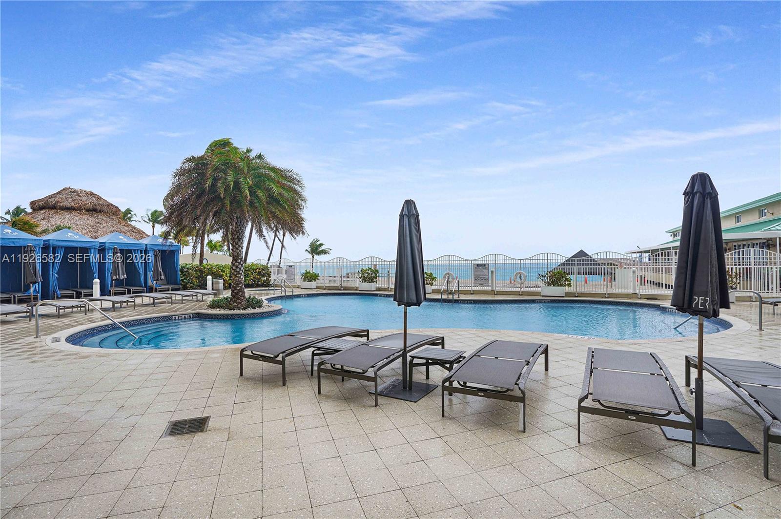 LA PERLA CONDO - Residential