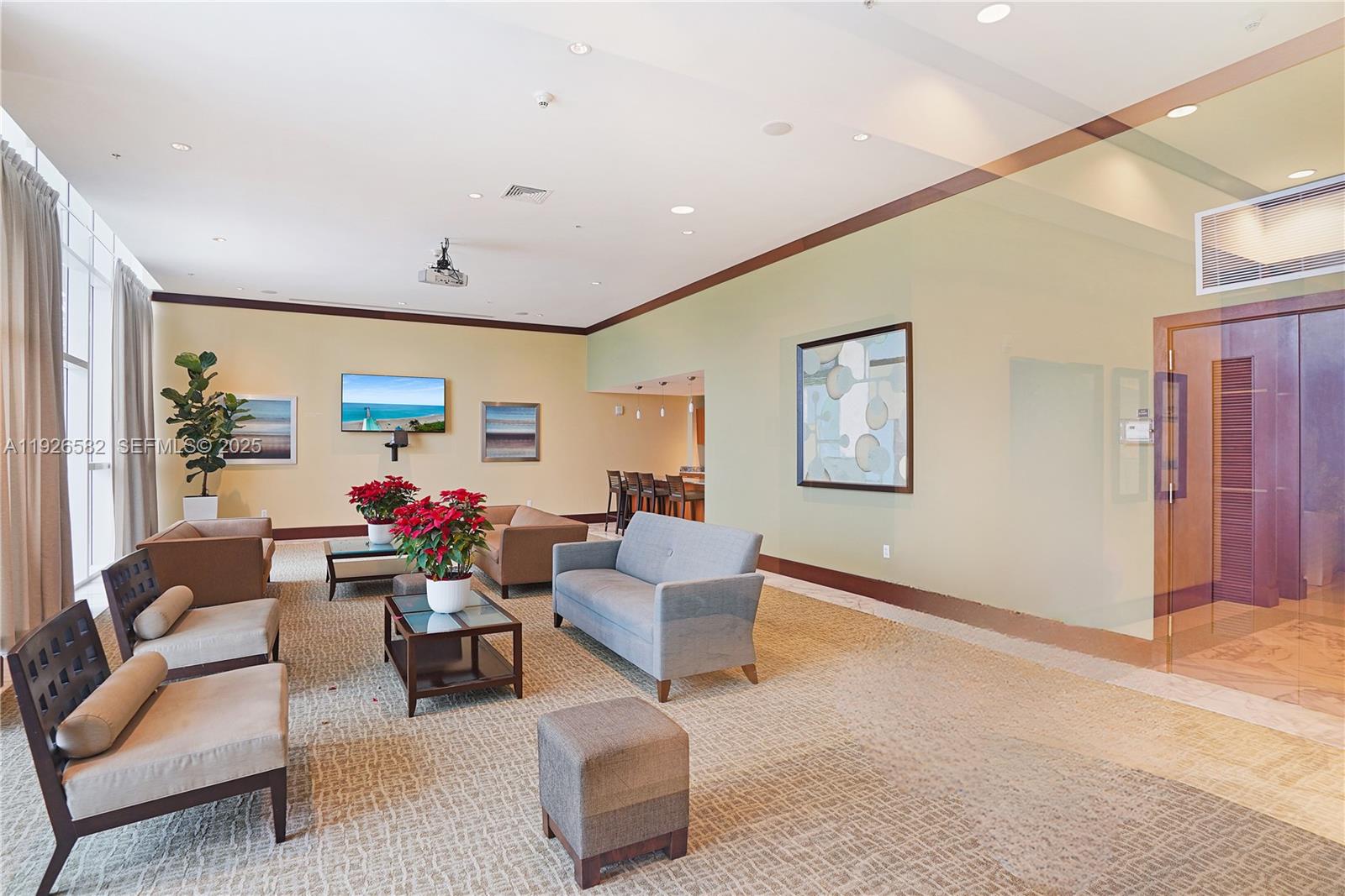 LA PERLA CONDO - Residential