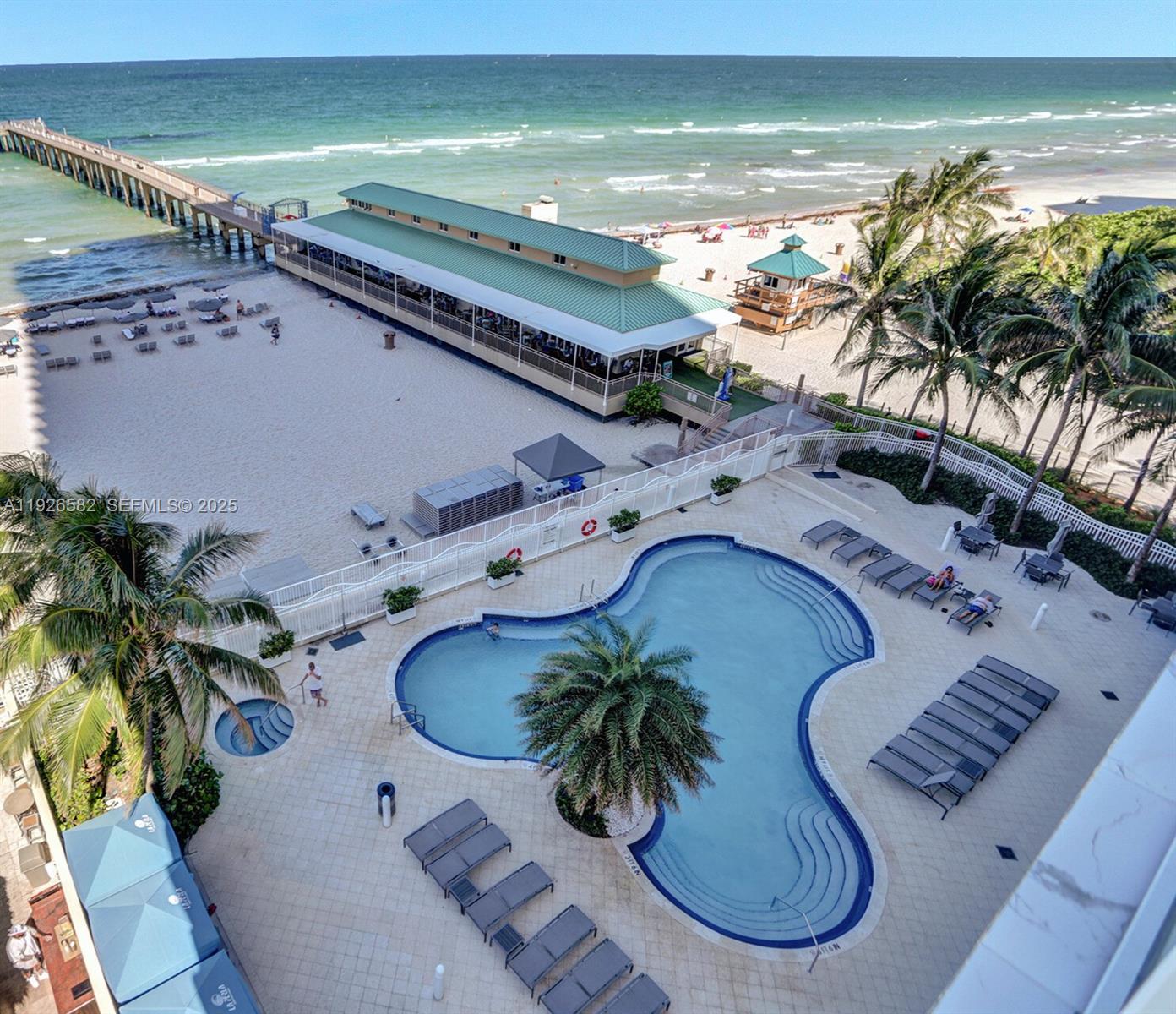 LA PERLA CONDO - Residential