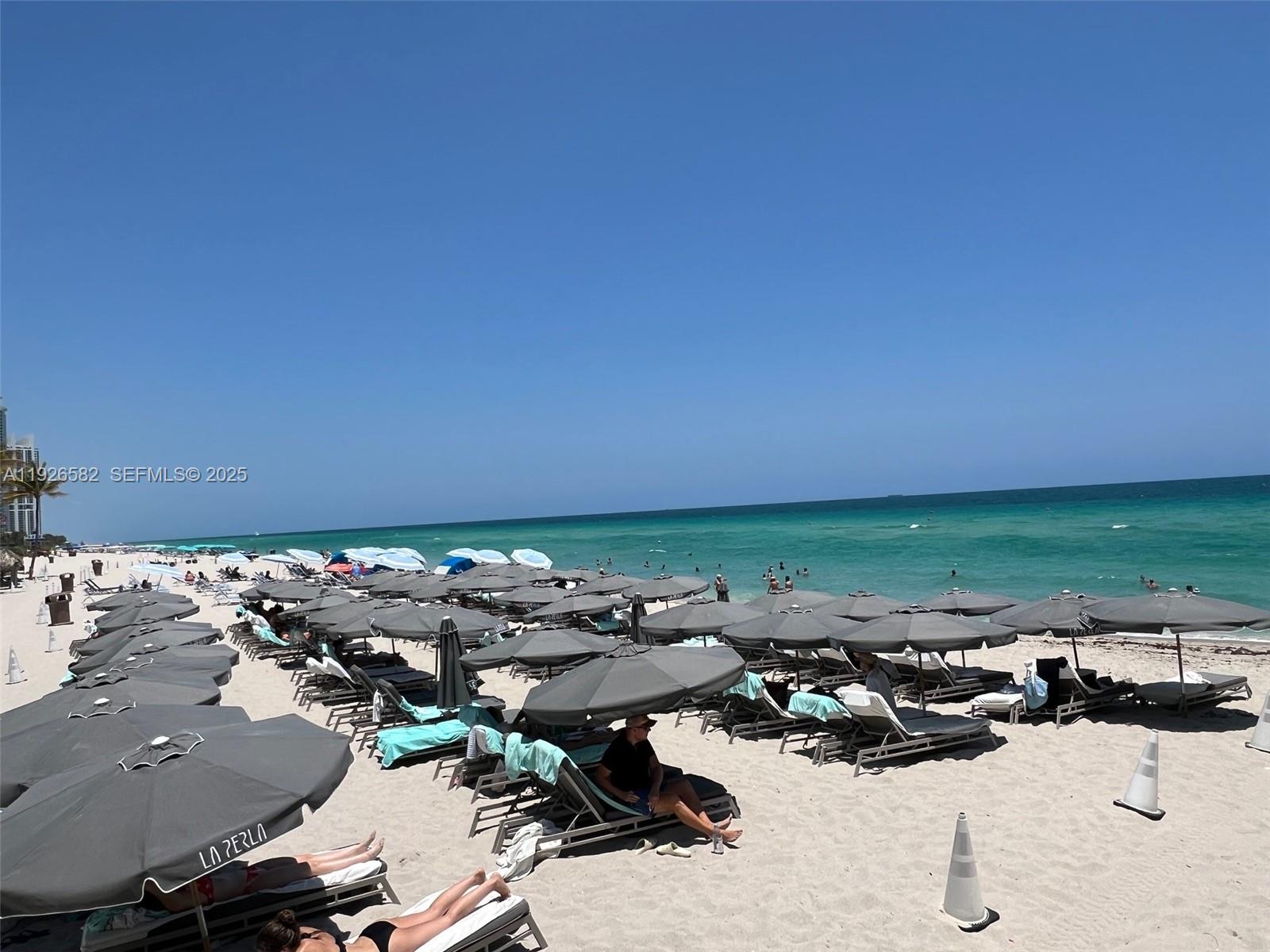 LA PERLA CONDO - Residential