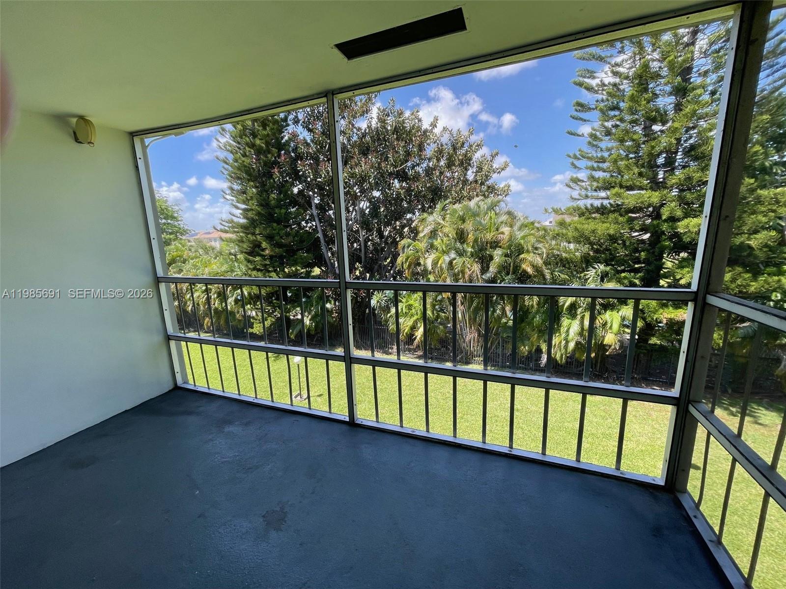 HILLCREST NO 4 CONDO - Residential